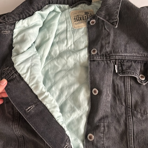 Levi’s Silver Tab Washed Black Oversized Baggy 90s Trucker Thick Denim Jacket - Picture 13 of 14